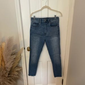 Abercrombie Size 30 Ulta High Rise Skinny Jeans
